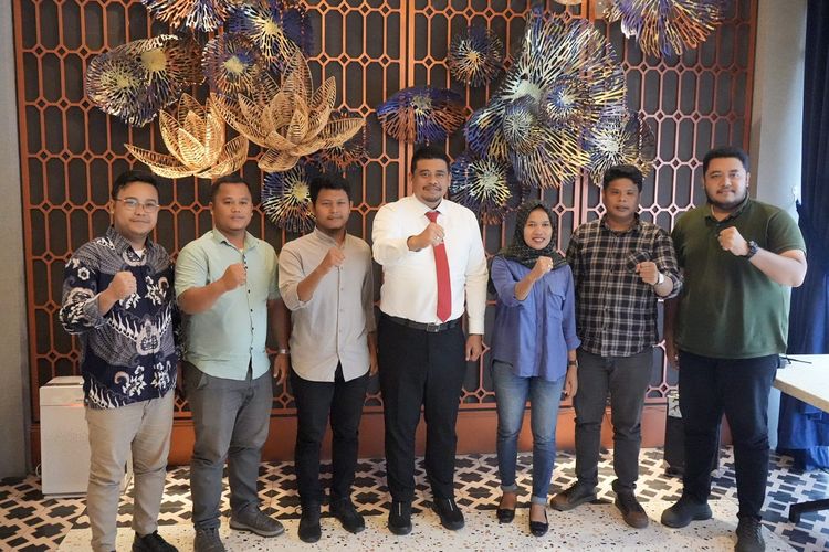 Silahturahmi Kelompok Cipayung Medan Plus bersama Bobby Nasution