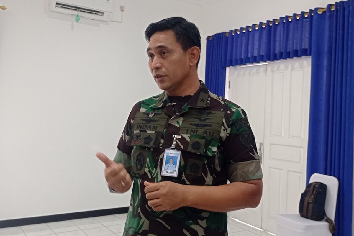 Kadispenau, Marsma TNI Indan Gilang B, Pilot pesawat T-50i Golden Eagle yang jatuh di Kabupaten Blora sempat melaporkan blind, atau tidak bisa melihat pesawat leader yang terbang didepannya.