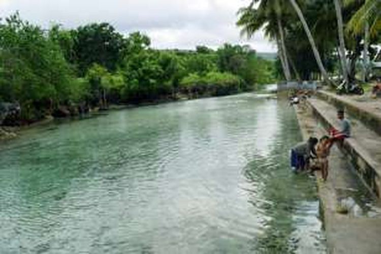 Pantai Topa - Wesata.ID