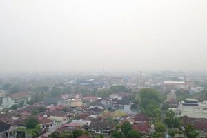 Jeritan Pedagang di Padang, Terobos Kabut Asap demi Jualan, tapi Sepi Pembeli
