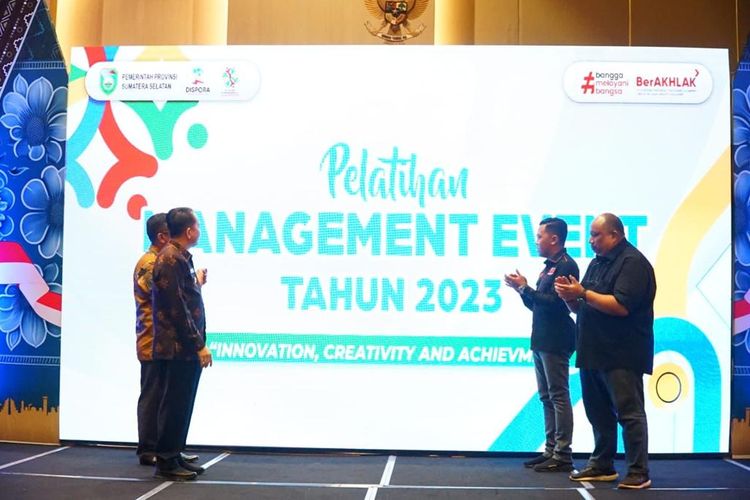 Pelatihan Management Event Tahun 2023 bertema ?Innovation, Creativity and Achievement?. Agenda yang diselenggarakan Dinas Pemuda dan Olahraga Provinsi Sumsel ini berlangsung di Ballroom Hotel Novotel Palembang, Sumsel, Jumat (20/10/2023).