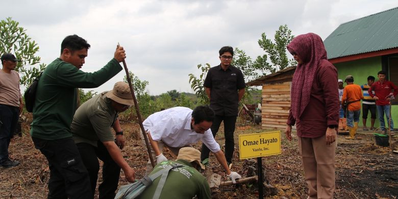 Hari Ozon Sedunia, Belantara Foundation Gandeng Vanfu Tanam Pohon di Riau