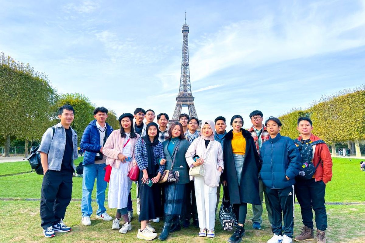 Kunjungan Pendidikan Siswa Program France Track ke Prancis.