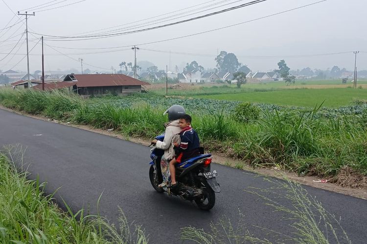 Jalan Simpang Canduang Agam Kini Mulus, Jembatan Tigo Kampuang Segera Hubungkan Kembali Akses Warga