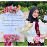Kisah Rifa Jadi Wisudawan Terbaik Unesa, Skripsinya Bahas Gaji Dosen PTS yang Kecil