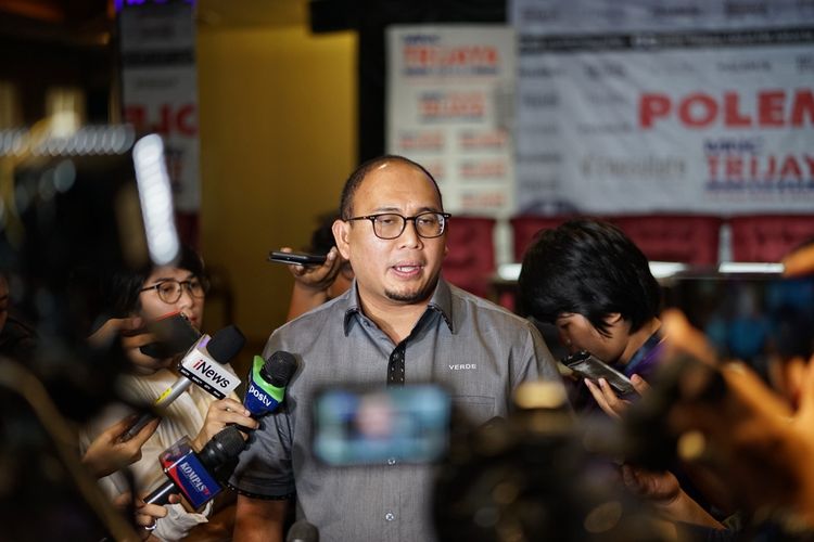 Juru bicara Badan Pemenangan Nasional pasangan Prabowo Subianto-Sandiaga Uno (BPN) Andre Rosiade saat ditemui di kawasan Menteng, Jakarta Pusat, Sabtu (18/5/2019). 