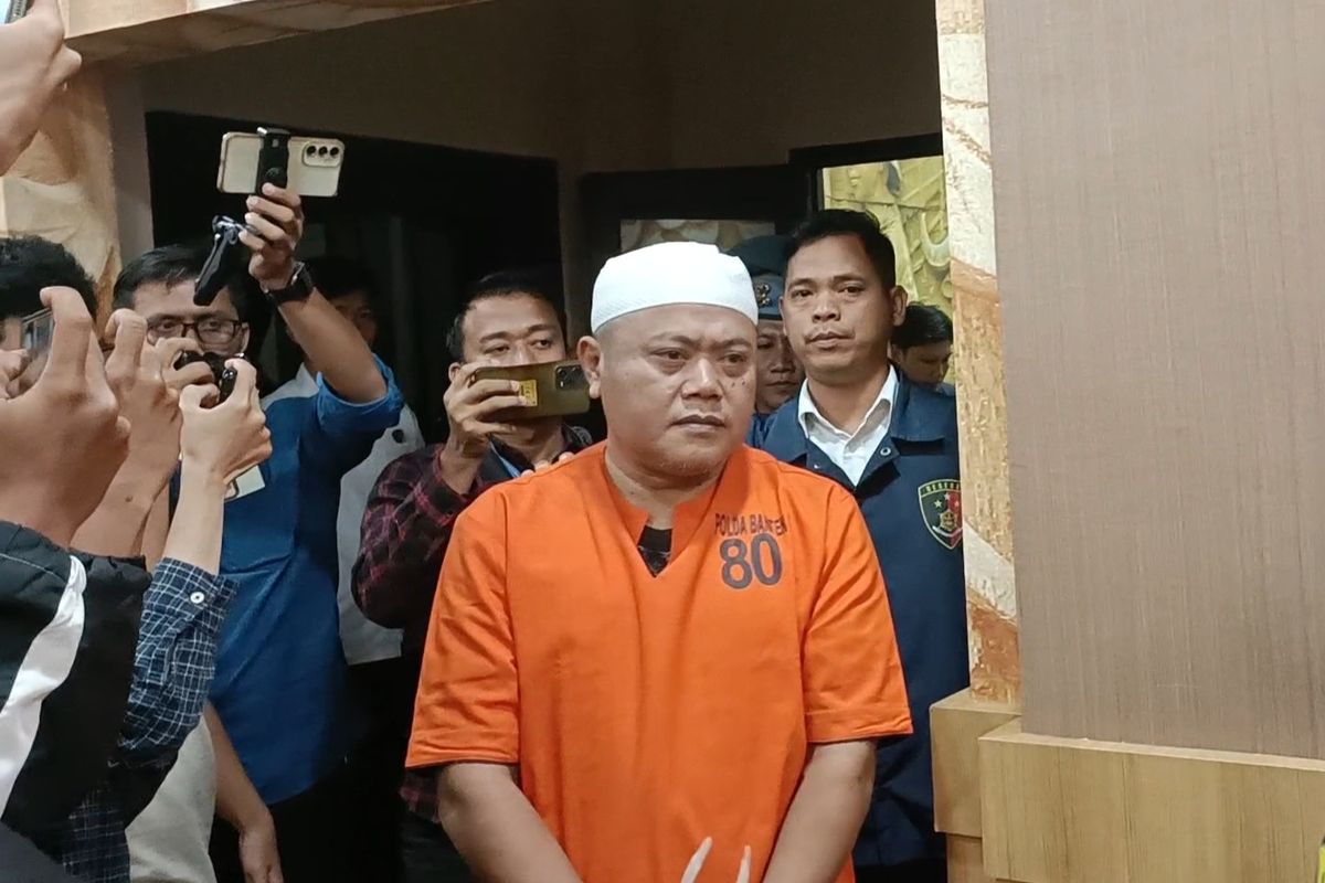 Korlap Forum Pengusaha Semangraya, Cilegon ASH jadi tersangka pemerasan proyek di PT CAA. Senin (30/6/2025).