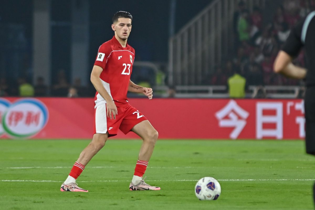 Penampilan solid Justin Hubner di lini pertahanan Timnas Indonesia saat mengalahkan China dalam laga Kualifikasi Piala Dunia 2026 Zona Asia, Kamis (5/6/2025) di Stadion Utama Gelora Bung Karno, Senayan, Jakarta.