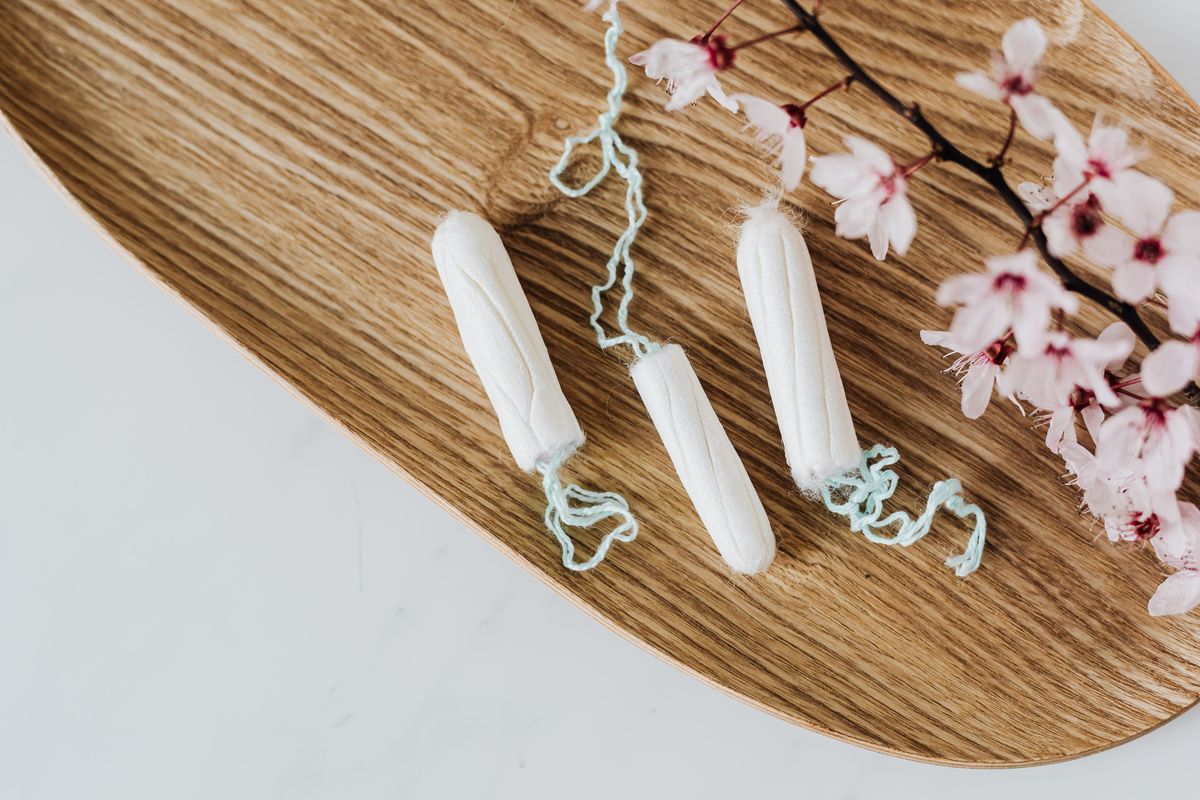 Tampon bisa jadi alat sanitasi menstruasi yang lebih praktis dibandingkan menstrual cup atau pembalut