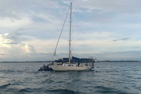 Rusak Mesin di Samudera Hindia, Kapal Yacht Asing Dievakuasi TNI AL