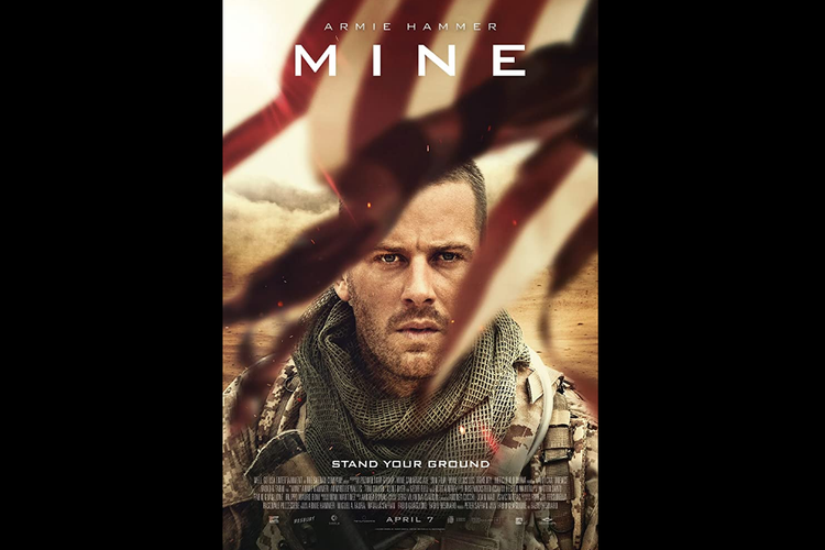 Armie Hammer dalam film drama thriller Mine (2016).