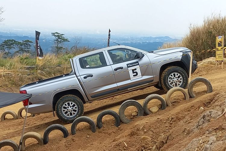 Test drive Mitsubishi All New Triton di medan off road