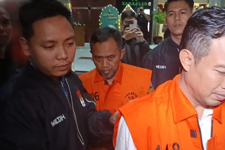 Kasus Pemerasan THR Mantan Bupati dan Sekda Cilacap Dilimpahkan ke PN Tipikor Semarang, Sidang Digelar 31 Juli