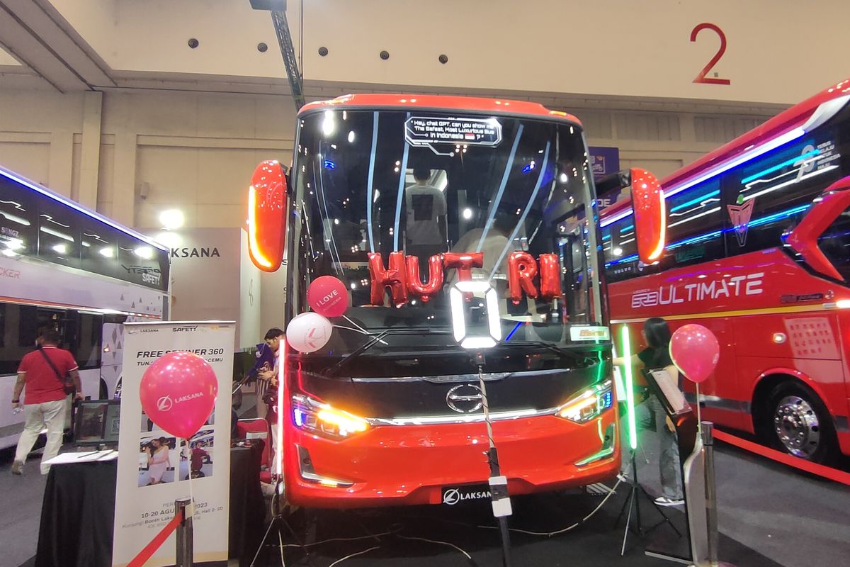 Bus baru PO Efisiensi di GIIAS 2023