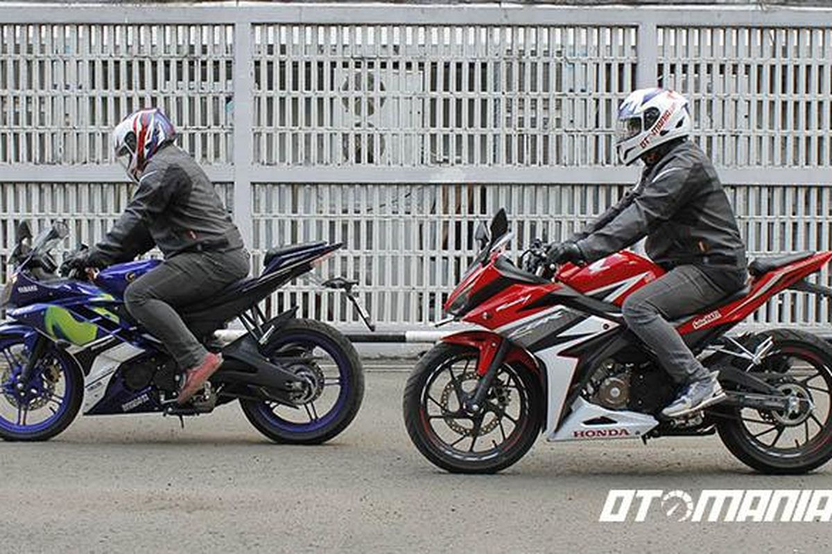 Posisi berkendara Yamaha R15 dan Honda CBR 150