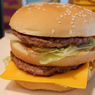 Makan Lebih dari 30.000 Big Mac, Pria Ini Masuk Guinness World Records
