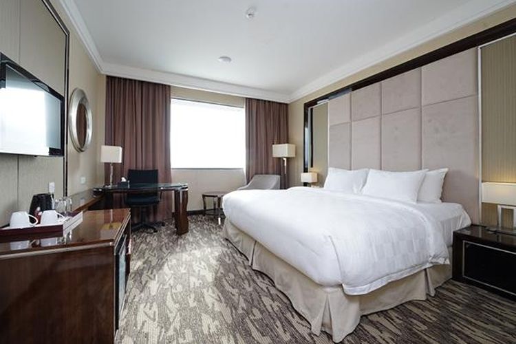 Kamar tipe Deluxe di Swiss-Belhotel, Harbour Bay Batam.