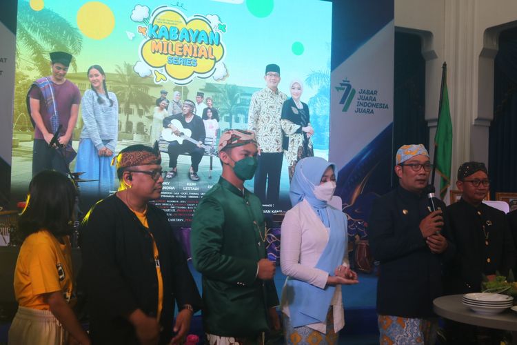 Gubernur Jawa Barat Ridwan Kamil dalam peluncuran Film Kabayan Milenial Series. 