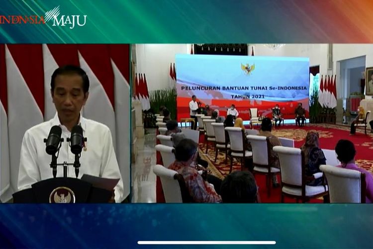 Presiden Joko Widodo dalam acara Peluncuran Bantuan Tunai tahun 2021 se-Indonesia.