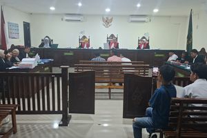 Sidang Korupsi PDAM Bengkulu, Mantan Ajudan Akui Serahkan Uang Rekrutmen THL ke Helmi Hasan