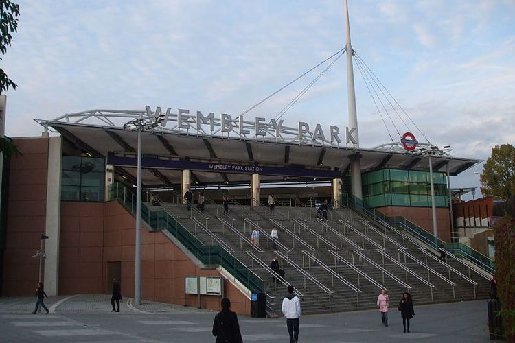 Stasiun Wembley Park, stasiun dari layanan transportasi London Underground yang lokasinya dekat dengan Stadion Wembley, London.
