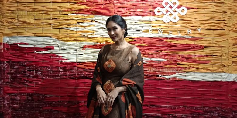 Creative & Co-Founder Tulola Jewelry, Happy Salma ketika ditemui di The Dharmawangsa Hotel, Jakarta Selatan, Jumat (22/11/2019).