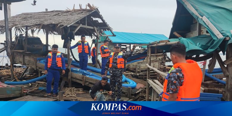 13 Ponton Timah Ilegal di Teluk Inggris Ditertibkan, Polisi Ultimatum