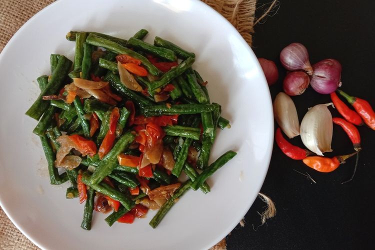 Resep Tumis Ikan Asin Kacang Panjang, Masaknya Cepat 