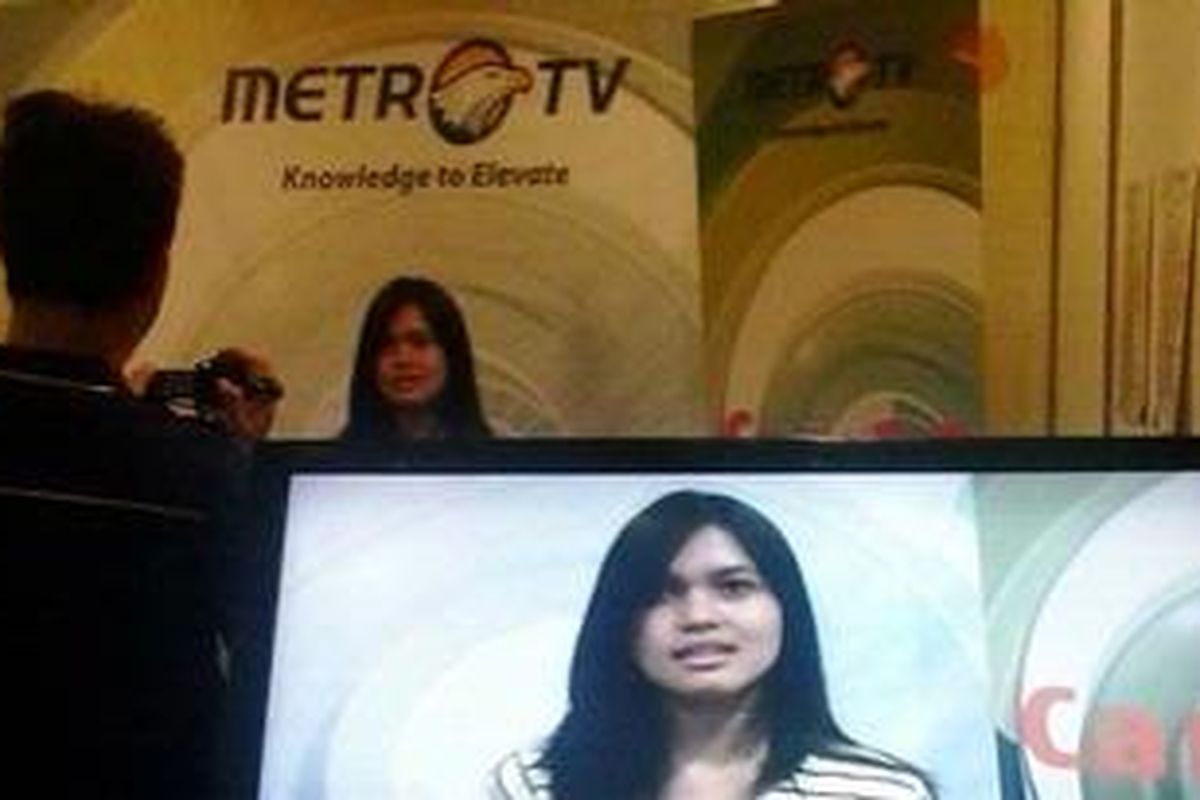 Kompas Karier Fair (KKF) Bandung 2012 turut pula diramaikan oleh test on cam yang dilaksanakan Metro TV terhadap para pelamar lowongan reporter, Rabu (19/9/2012)