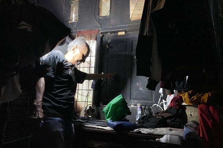 Maling Masuk Rumah di Indramayu, Ambil Barang Tak Biasa, Rekaman CCTV Viral