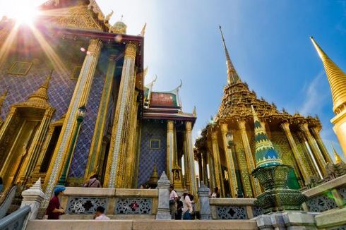 Grand Palace Bangkok Kembali Dibuka untuk Turis, Ini Panduannya...