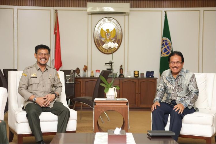 Menteri Pertanian Syahrul Yasin Limpo dan Menteri Agraria, Tata Ruang, dan Kehutanan Sofjan Jalil dalam salah satu kesempatan.