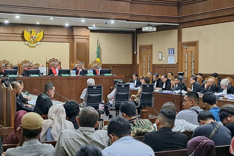 Febrie Adriansyah Disebut Beli Restoran Perancis untuk Cuci Uang, Nama Diubah Jadi Cafe De Clan