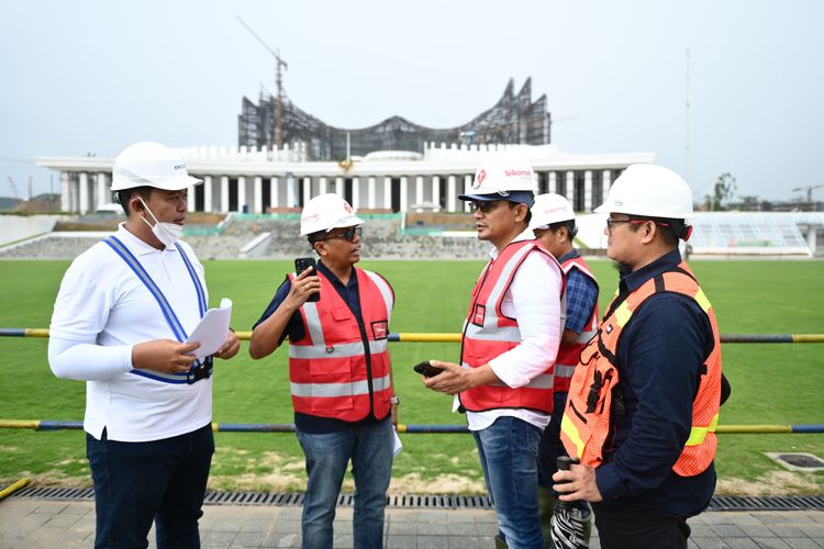 Telkomsel menyiapkan dan menghadirkan 49 Base Transceiver Station (BTS) berteknologi terkini 5G dan 4G guna mendukung kenyamanan aktivitas komunikasi dan pengalaman digital di IKN, serta mendukung gelaran HUT Ke-79 RI di Ibu Kota Nusantara. 