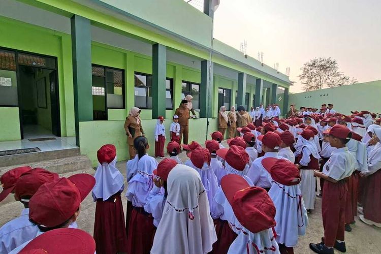 Di Balik Senyum Yudi dan Berdirinya SDN Bojongasih 2