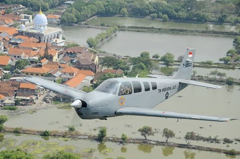 Kerangka Pesawat Latih TNI AL yang Jatuh di Selat Madura Ditemukan
