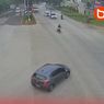 Terobos Lampu Merah, Pengemudi Motor Tabrakan dengan Mobil di Cikarang