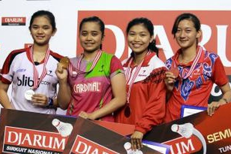 Hera Desi Ana Rachmawati menghentikan kejutan atlet PB Djarum, Ghaida Nurul Ghaniyu sekaligus menjuarai Djarum Sirkuit Nasional (Djarum Sirnas) Li Ning Jawa Timur Open 2015.
