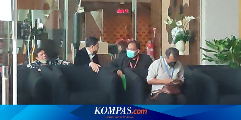 Pengacara Hakim Yustisial MA Edy Wibowo Bantah Kliennya Terima Uang
