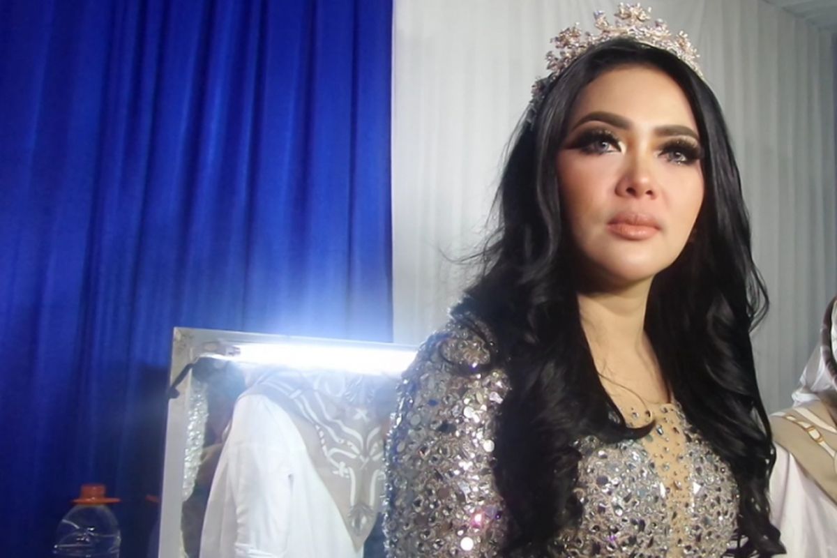 Syahrini usai menjadi pengisi acara HUT SCTV di JIExpo Kemayoran, Jakarta Pusat, Kamis (24/8/2017) malam.