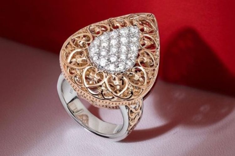 Koleksi cincin Kekaseh dari The Palace yang dirancang khusus oleh desainer kondang Indonesia Anne Avantie.