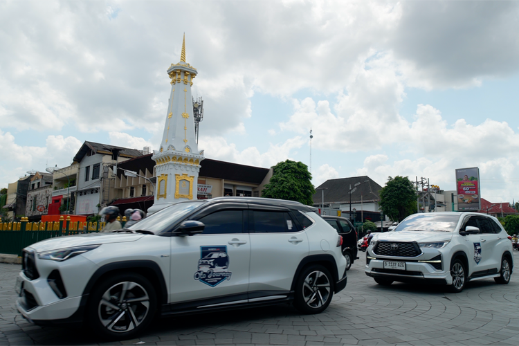 Oto Journey 2024 - Toyota Yaris dan Innova Zenix Hybrid