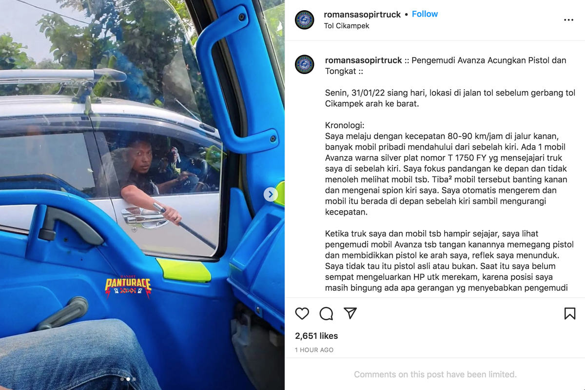 Pengemudi Avanza Acungkan Pistol dan Tongkat