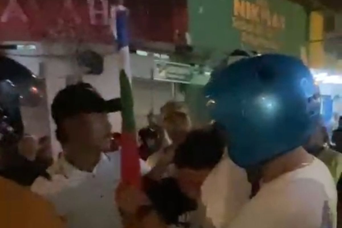 Bedera Rms Bawa Bendara RMS Saat Nobar Timnas di Ambon, Anak di Bawah Umur Diamankan