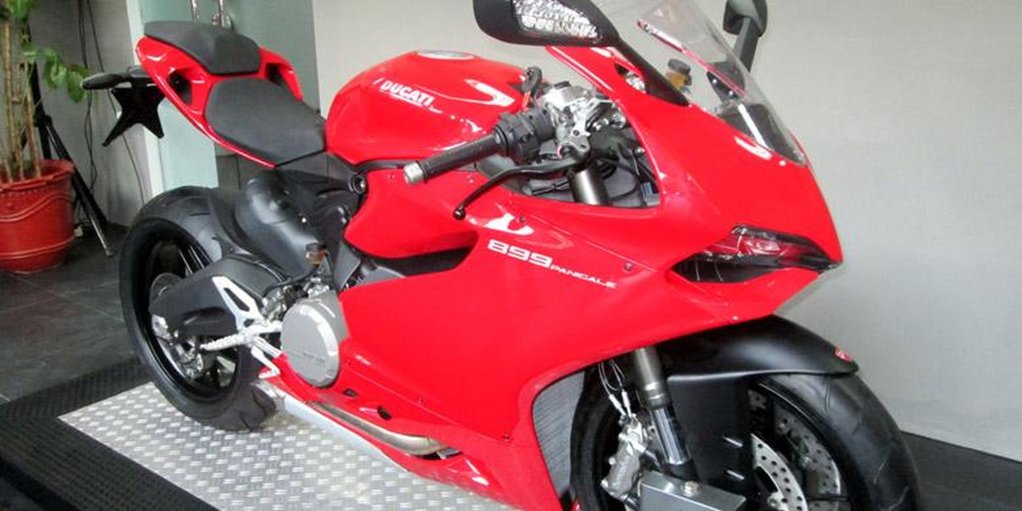 Baby Panigale Dan Monster 796 Dilesatkan Ducati Indonesia