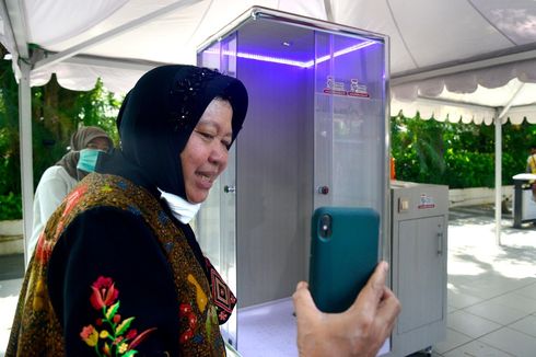 Risma Video Call dengan Sekjen PDI-P Hasto, Promosikan Bilik Sterilisasi Covid-19