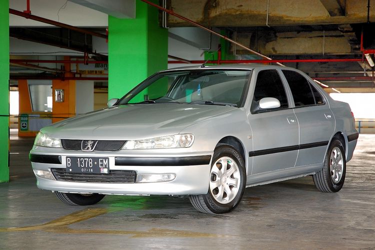 Ilustrasi Peugeot 406