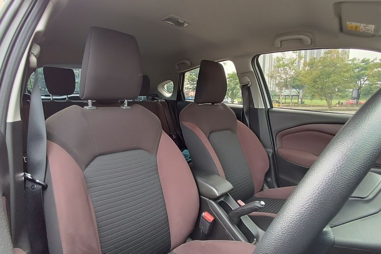 Kabin Suzuki Fronx GL