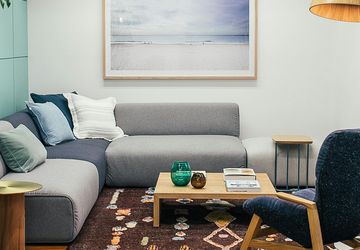 6 Tips Menata Ruang Tamu Sempit agar Tetap Estetis