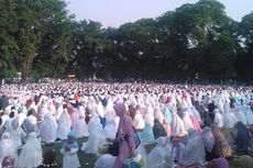 Jemaah Idul Adha Membludak, Jalanan di Sekitar Al Azhar Jadi Parkiran